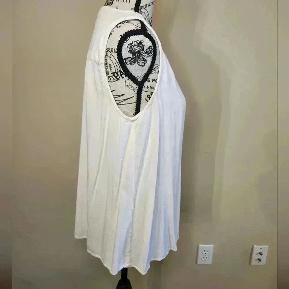 Torrid Baby Pink blouse, size 00x - Picture 6 of 11